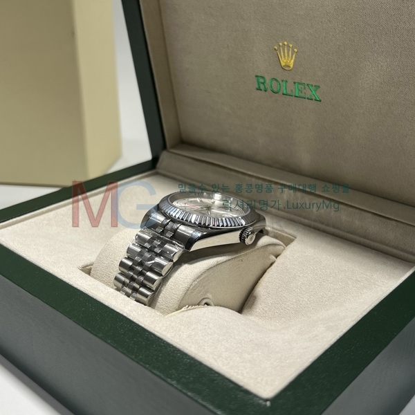 (200�� ����ǰ) �η��� ���̽��� ������� ��������Ʈ �ð� RO128571-1(40mm)