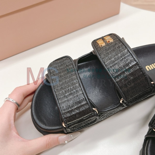 �̿�̿� ���� 1M195531