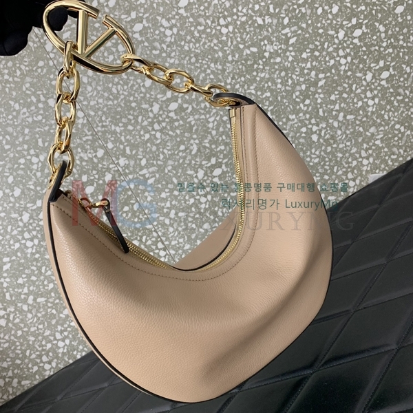 �߷�Ƽ�� ���̷ΰ� �� ���� ȣ���� V0098-4