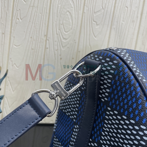 ���̺��� Ű�� �ݵѸ��� 50 N40861-10