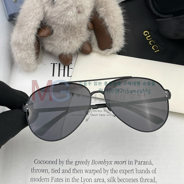 ����  ���۶� GU56572