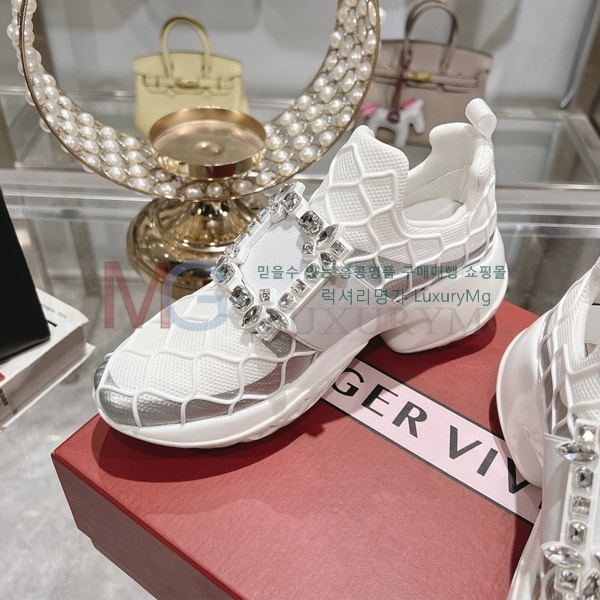 ������� ����Ŀ�� R8340820-1
