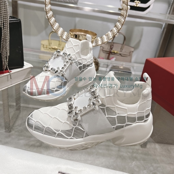 ������� ����Ŀ�� R8340820-1