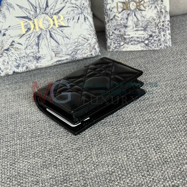 ��� ���̵� �÷� ī������ S0011-3