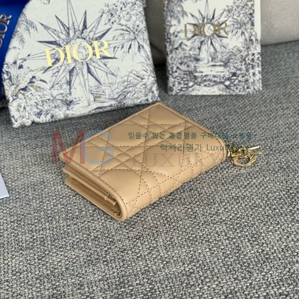 ��� ���̵� �÷� ī������ S0011-4