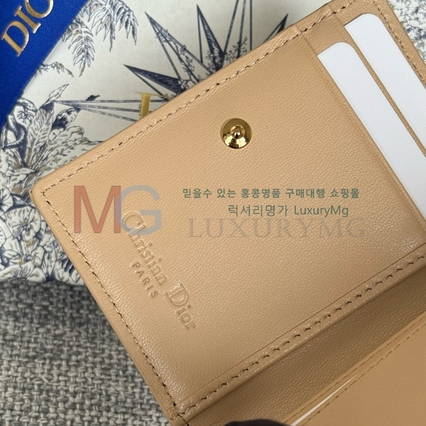 ��� ���̵� �÷� ī������ S0011-4