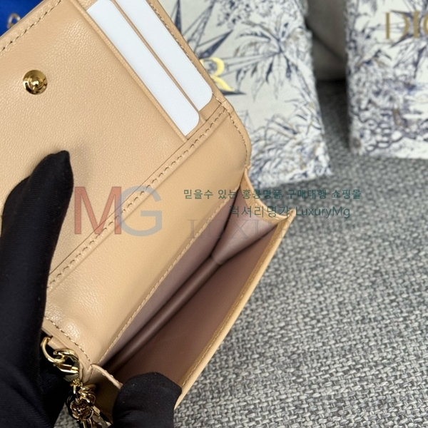 ��� ���̵� �÷� ī������ S0011-4