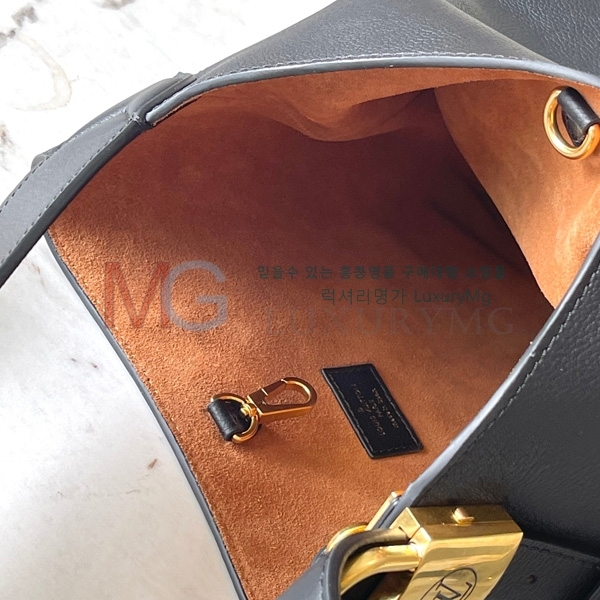 ���̺��� �ο� Ű ȣ���� PM M25354-101