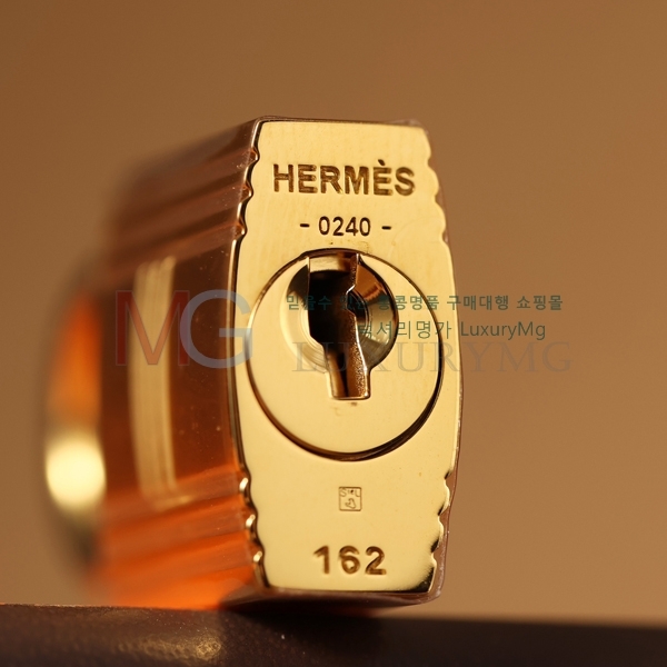 �����޽� �̸��� 25������  H180500-8