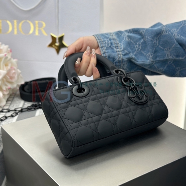 ��� ���̵� �� ���̹� M77230-1