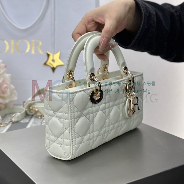 ��� ���̵� �� ���̹� M77230-3