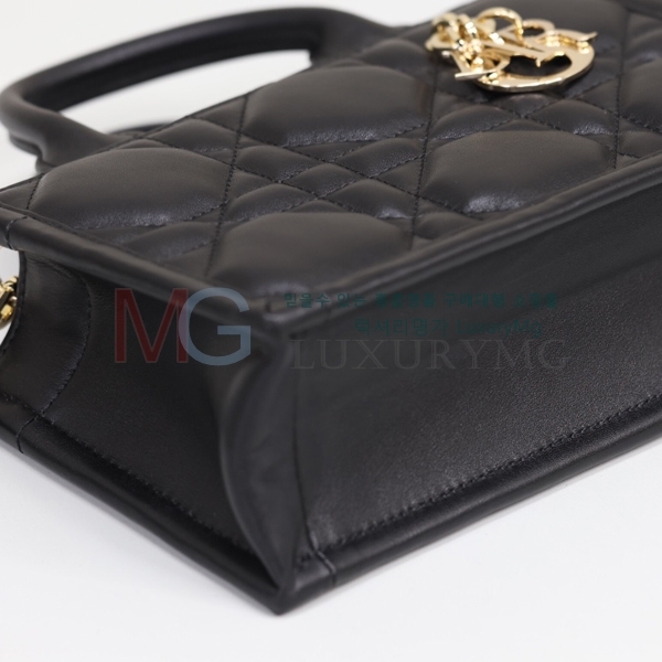 ��� �̴� �� ��Ʈ�� M557773-10