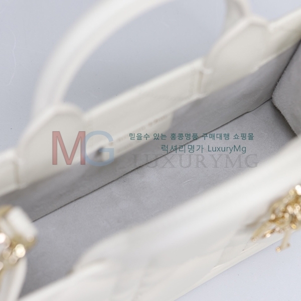 ��� �̴� �� ��Ʈ�� M557773-11