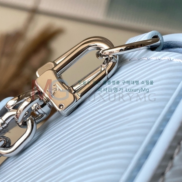 ���̺��� Ʈ����Ʈ ����Ʈ ����Ʈ M83077-2