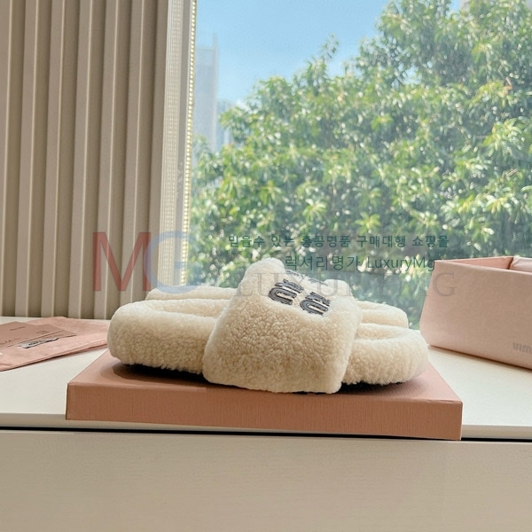 �̿�̿� ������ M5506881-2