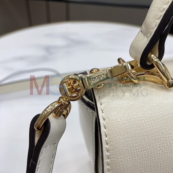 ���� Ȧ���� 1955 �̴� ž�ڵ� 781387-2