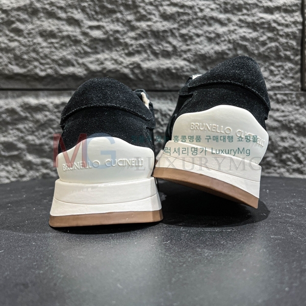���ڷ� ��ġ�ڸ� ���� ����Ŀ�� B651212-1