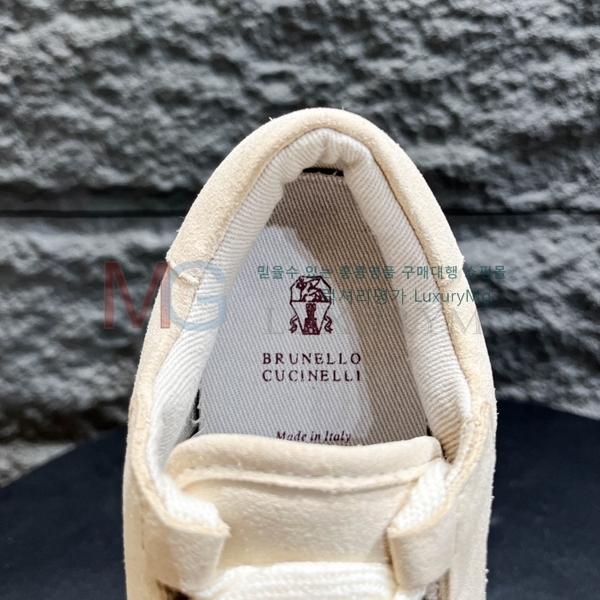 ���ڷ� ��ġ�ڸ� ���� ����Ŀ�� B651212-4