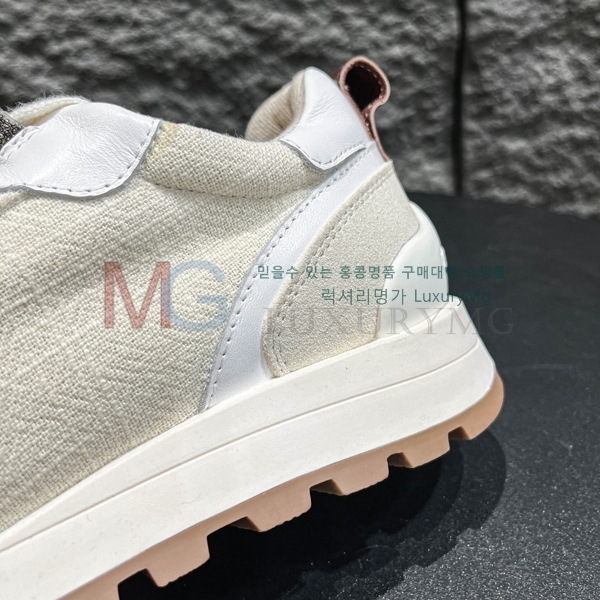 ���ڷ� ��ġ�ڸ� ���� ����Ŀ�� B651214-2