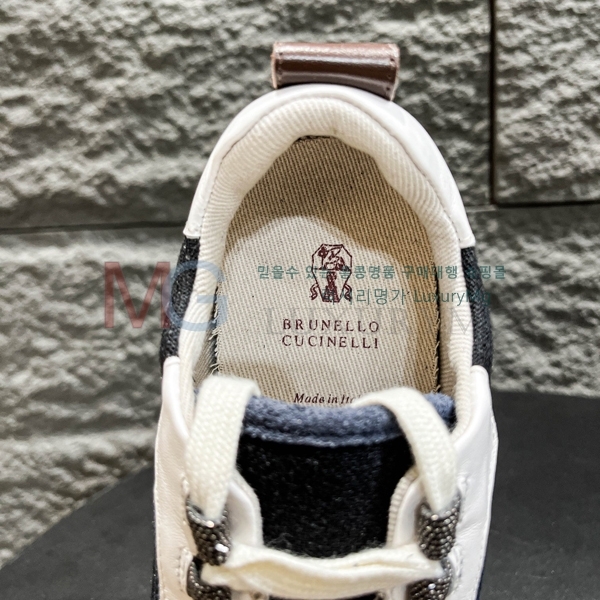 ���ڷ� ��ġ�ڸ� ���� ����Ŀ�� B651214-4