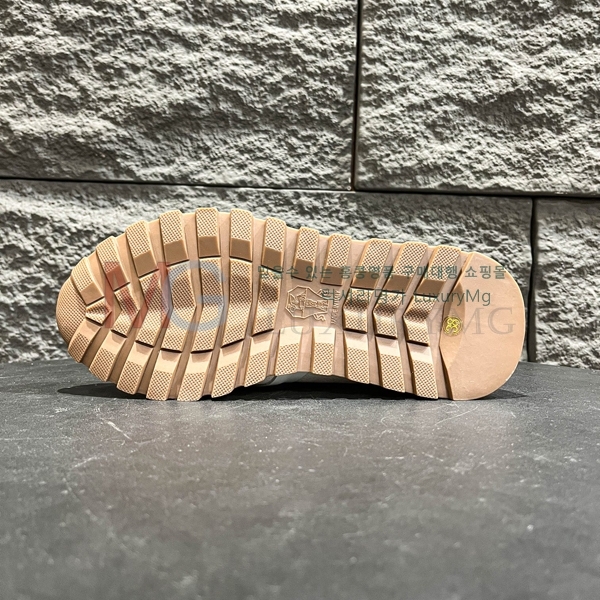 ���ڷ� ��ġ�ڸ� ���� ����Ŀ�� B651213-2