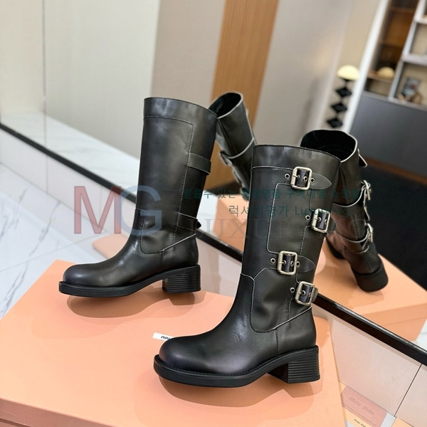�̿�̿� ���� ��Ŀ M5766504-1