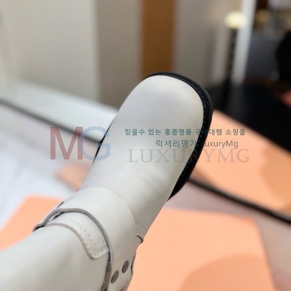 �̿�̿� ���� ��Ŀ M5766505-2
