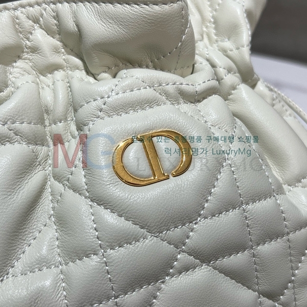 ��� 30 ������ �̴� ��Ŷ�� M29899-3
