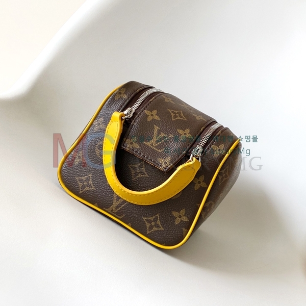 ���̺��� ���Ϸ� ���� �Ŀ�ġ �Ż� M12639-2