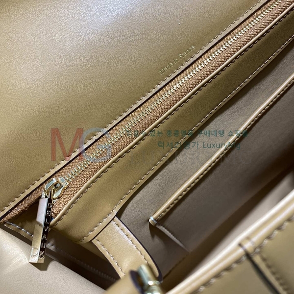 ���� �긮�ӹ� MM DV10070-8