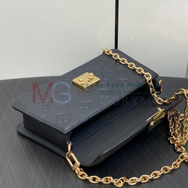 ���̺��� ���� �� ü�� ��Ƽ�� �̴� ũ�ν��� M82637-1