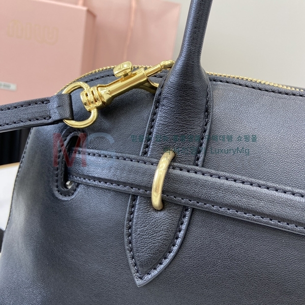 �̿�̿� �ƹ�Ƣ�� ���� ���� ž�ڵ� �� 5BB168-1