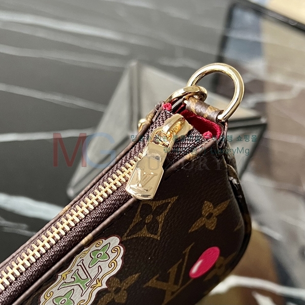 ���̺��� ���� �̴� ����Ʈ M12205