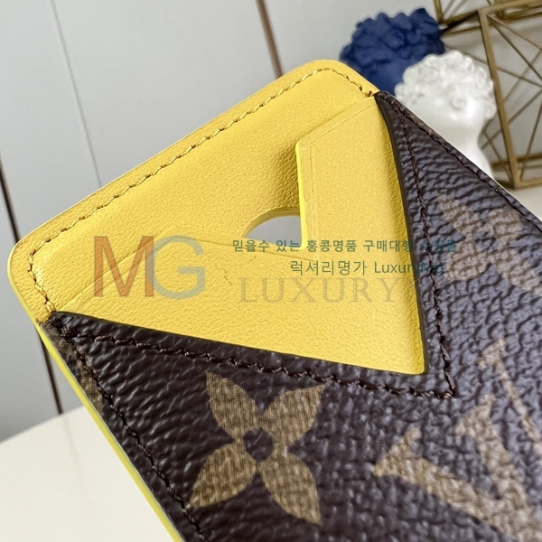 ���̺��� ī��Ȧ�� ����Ʈī��Ʈ �ڼ� ĵ���� M12855-3