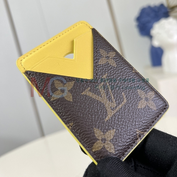 ���̺��� ī��Ȧ�� ����Ʈī��Ʈ �ڼ� ĵ���� M12855-3