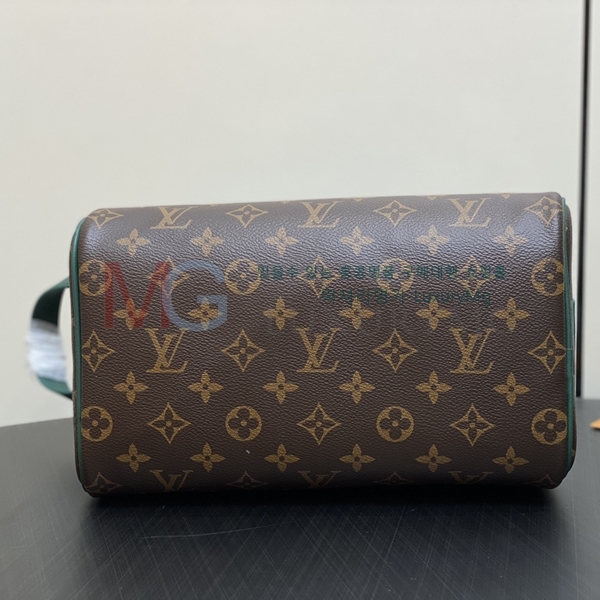 ���̺��� ���Ϸ� ���� �Ŀ�ġ �Ż� M12639-1