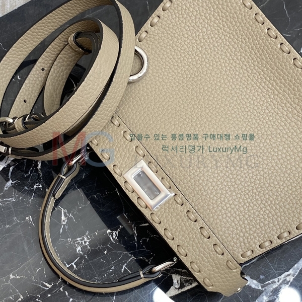 ��� ��ī�� ��Ʈ�� �ڶ� 75841-6
