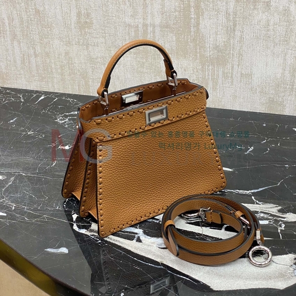 ��� ��ī�� ��Ʈ�� �ڶ� 75841-1
