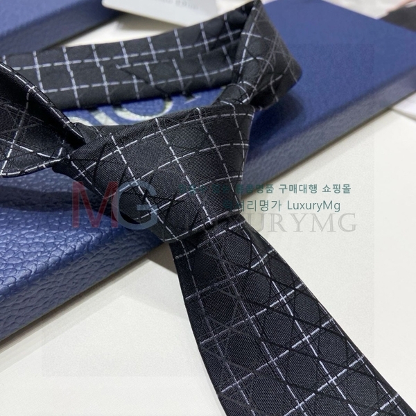 ��� ��Ÿ�� HE27694