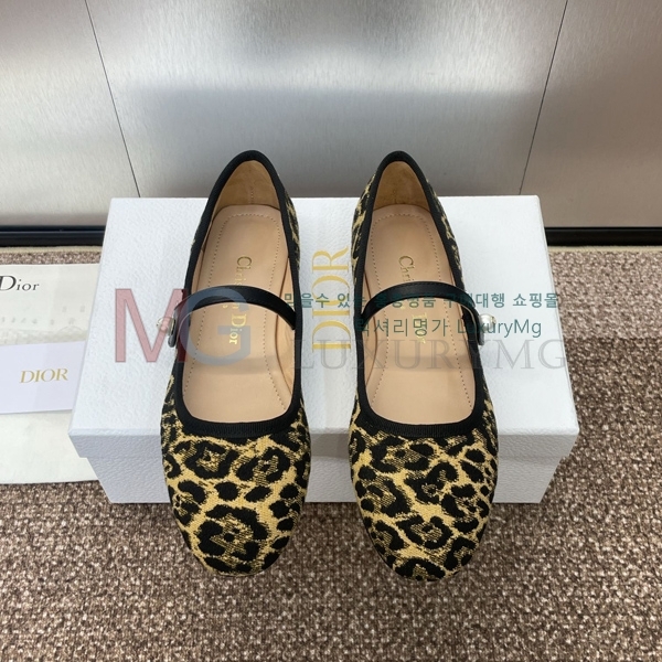 ��� ���� �÷����� DR1555512