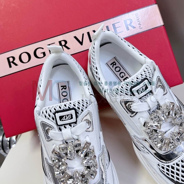 ������� ���� ����Ŀ�� RV1550775