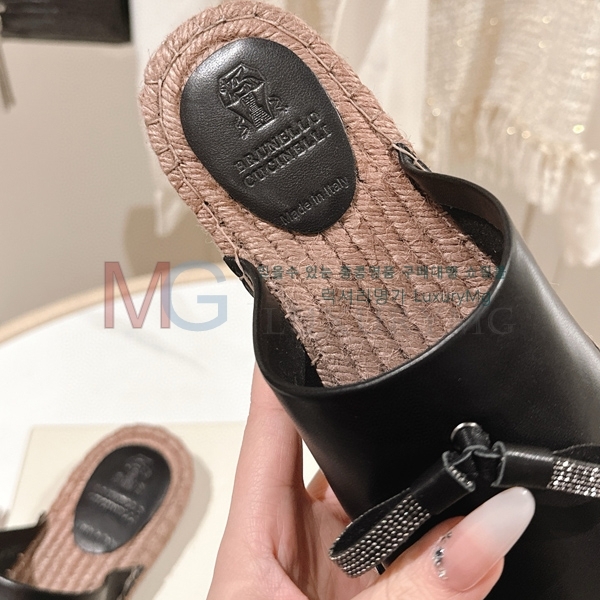  ���ڷ� ��ġ�ڸ� ���� �� ������ BC5807754-2