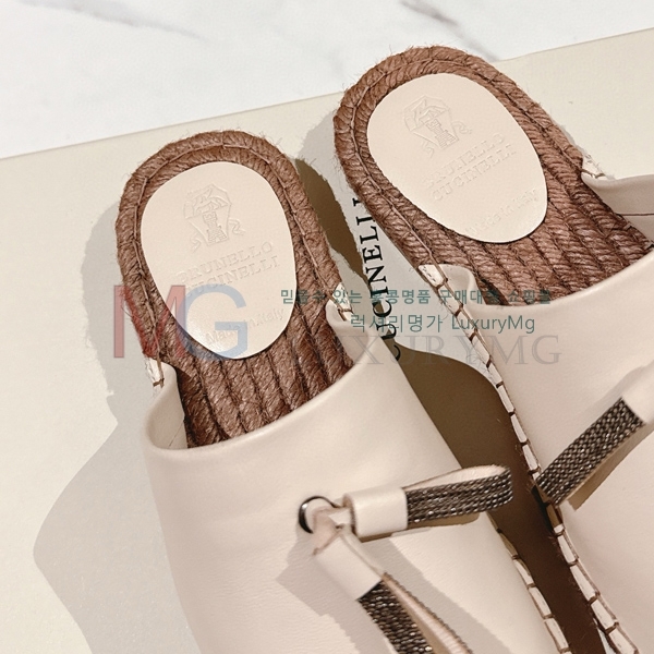  ���ڷ� ��ġ�ڸ� ���� �� ������ BC5807754-4