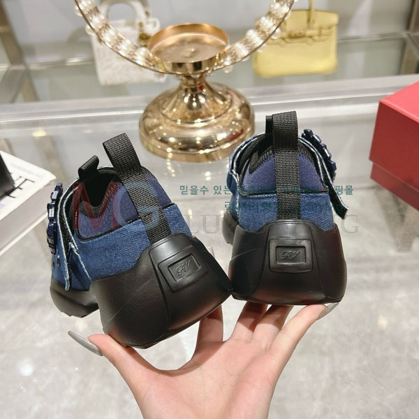 ������� ���� ����Ŀ�� RV1599114