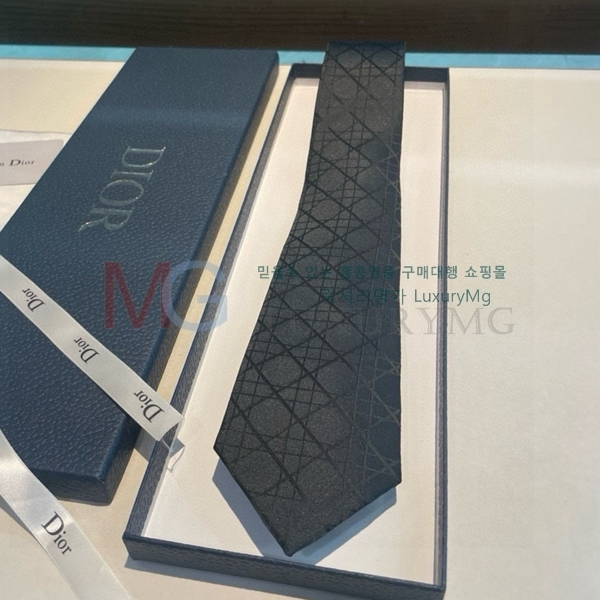 ��� ��Ÿ�� HE27698-2