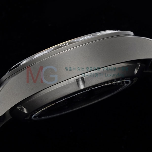  ���̴������� �����ƽ �ð� W69385-2 (41mm)