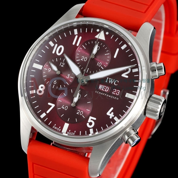  ���̴������� �����ƽ �ð� W69385-4 (41mm)
