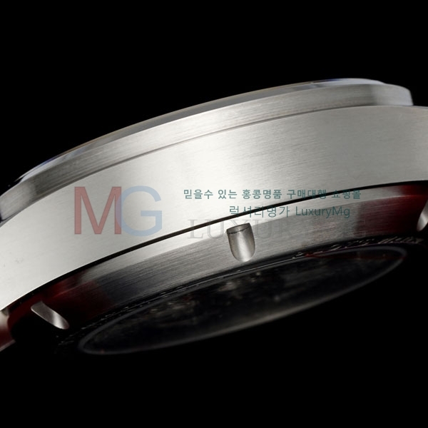  ���̴������� �����ƽ �ð� W69385-4 (41mm)