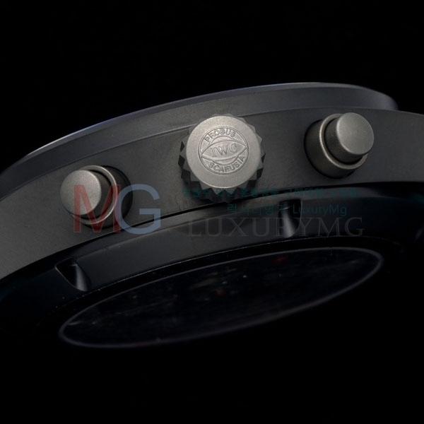  ���̴������� �����ƽ �ð� W69385-7 (41mm)