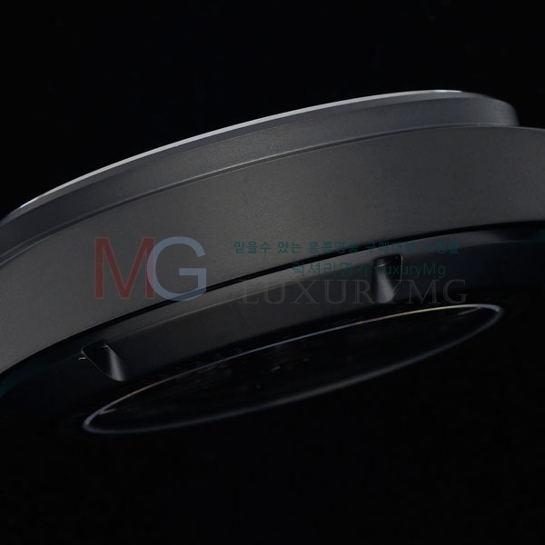  ���̴������� �����ƽ �ð� W69385-7 (41mm)